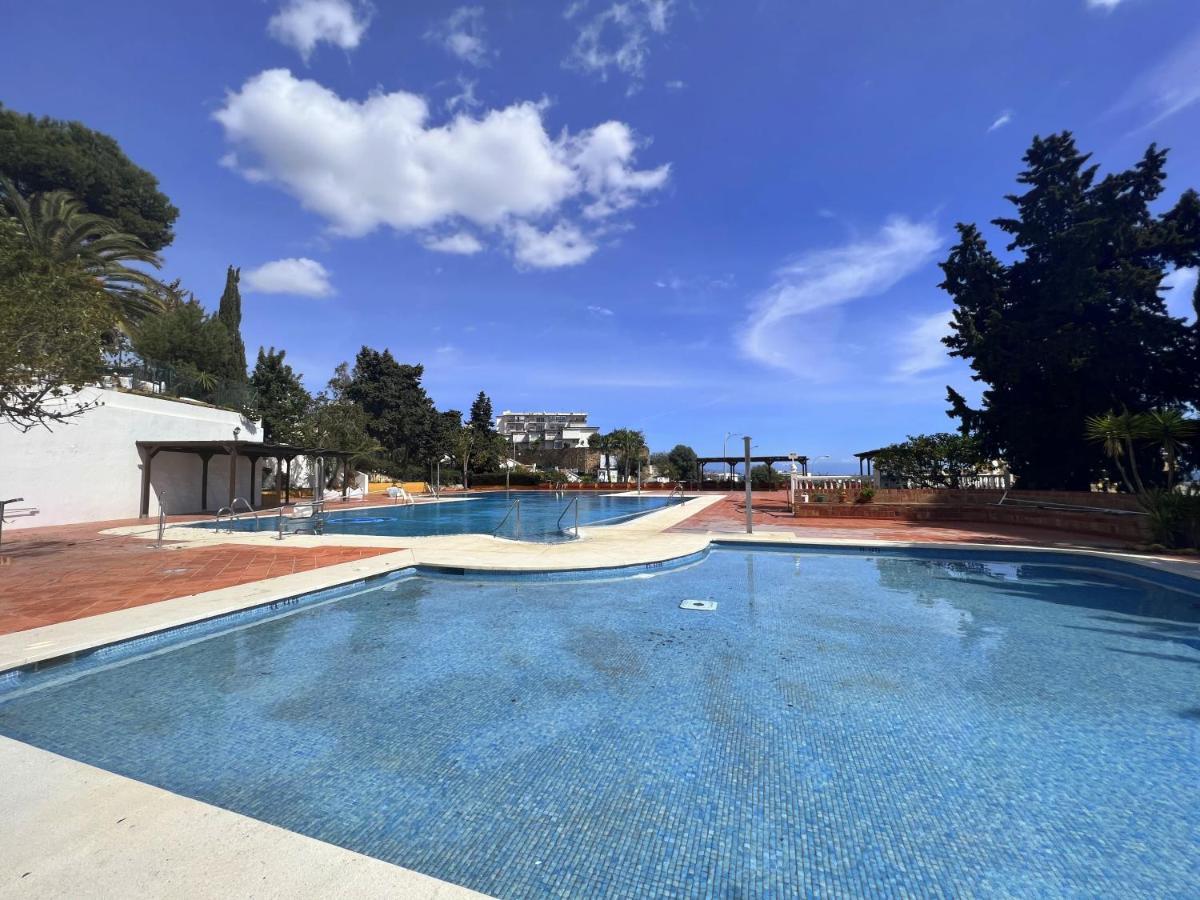 Apartamento Tropical Con Piscina Cerca De La Playa Торремолинос Экстерьер фото