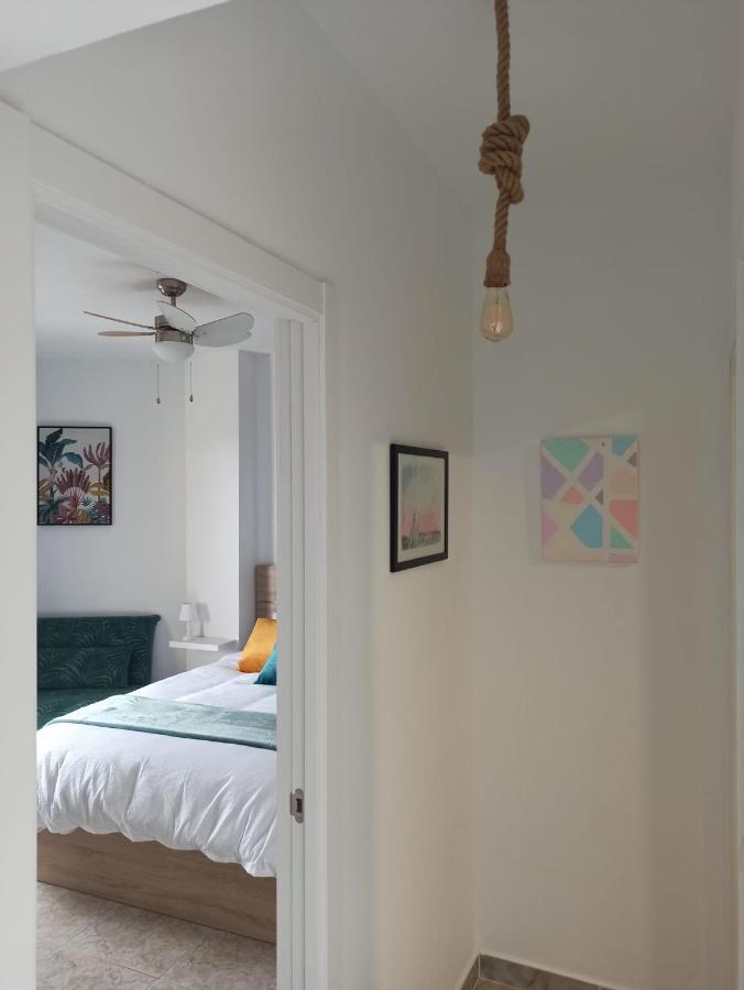 Apartamento Tropical Con Piscina Cerca De La Playa Торремолинос Экстерьер фото