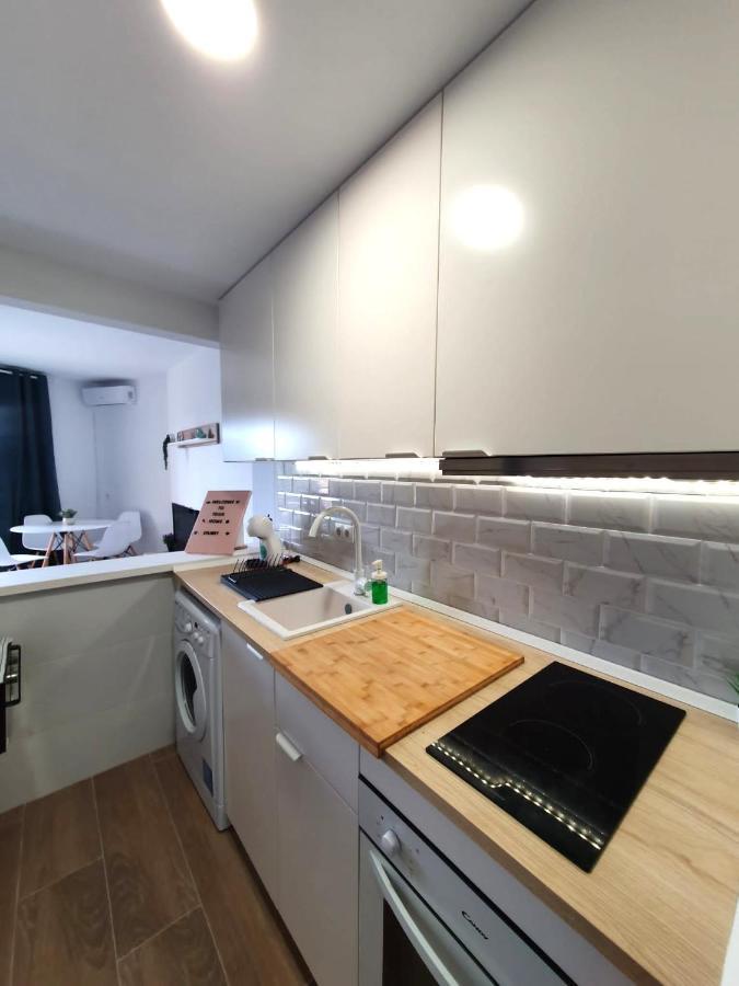 Apartamento Tropical Con Piscina Cerca De La Playa Торремолинос Экстерьер фото