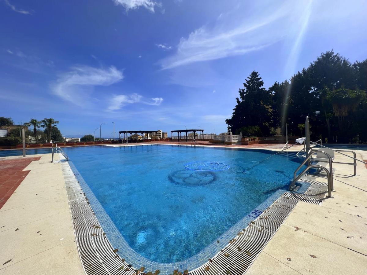 Apartamento Tropical Con Piscina Cerca De La Playa Торремолинос Экстерьер фото